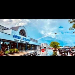 Meet your Posher, Robin